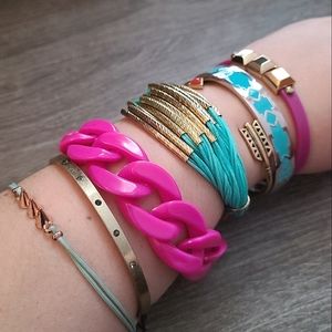 Set of 7 Colorful Mix & Match Boho Bracelets in Pink, Aqua, Gold & Silver.